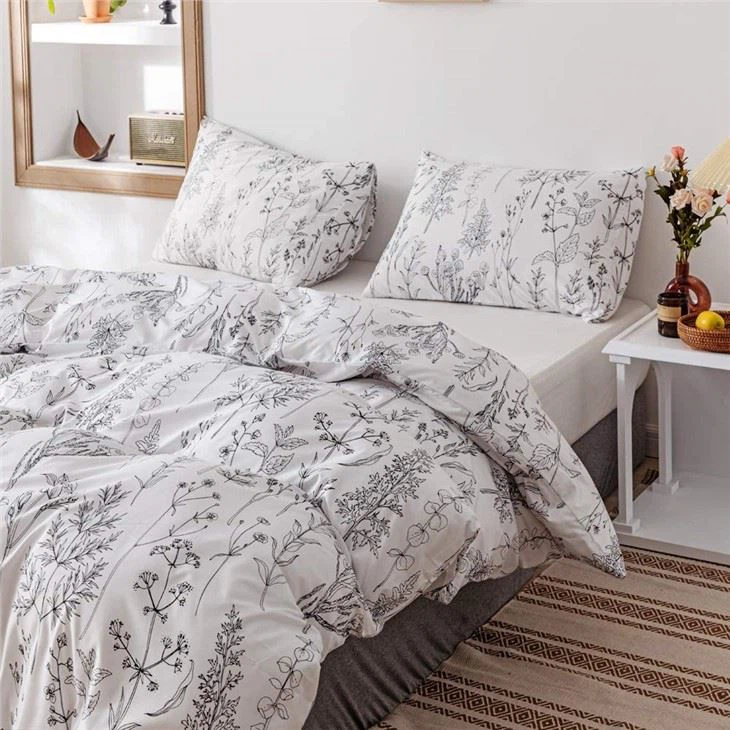 3pcs White Comforter Set 3pcs White Comforter Set